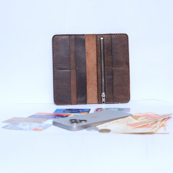 Leaox Long Wallet in Brown – Premium Handmade Design with Zipper - Image 5